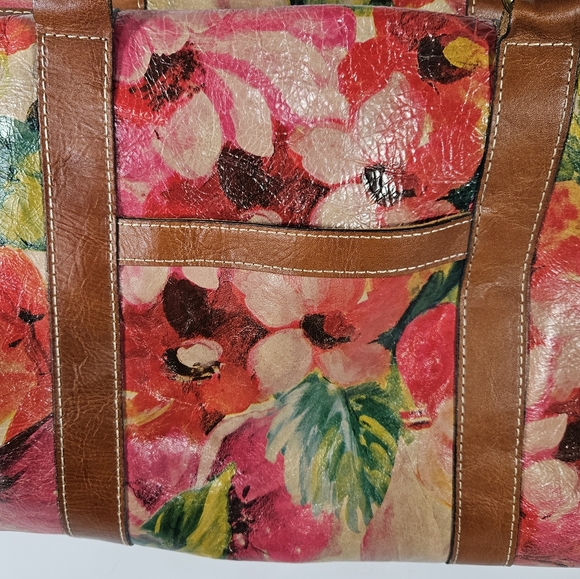 Patricia Nash Milano Weekender Bag - Picture 10 of 16